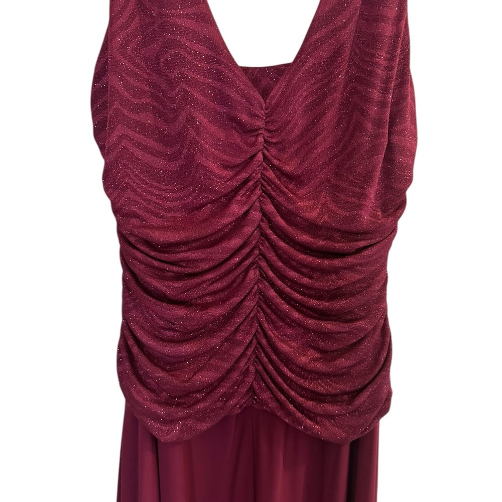 R&M Richard’s Elegant Burgundy Evening Gown